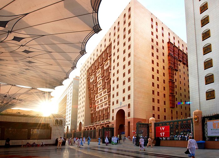 Taiba Front